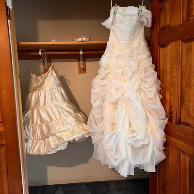 Gorgeous Vintage Wedding Gown with Hoop Skirt