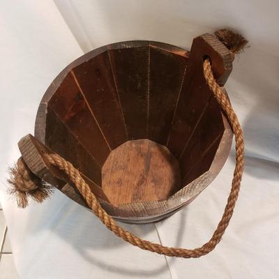 Wooden Oval Mirror and More (D-KD)