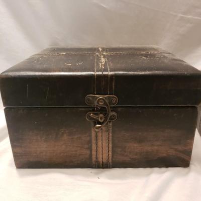 Wooden Oval Mirror and More (D-KD)