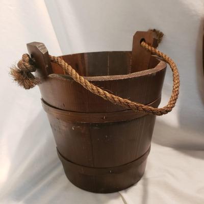 Wooden Oval Mirror and More (D-KD)