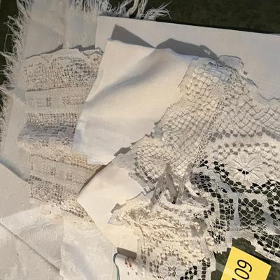 Vintage lace & Linens