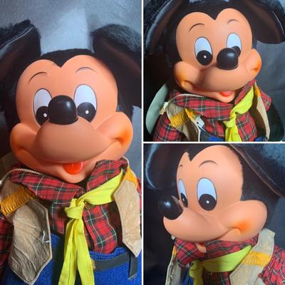 Vintage USA Young Epoch Mickey Mouse Vintage Disneyland Made In Japan 16â€