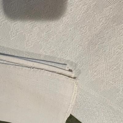 White on whitel table runners