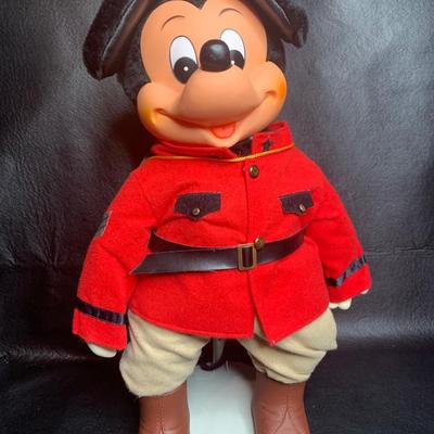 Vintage Canada Young Epoch Mickey Mouse Disneyland Made In Japan 16"