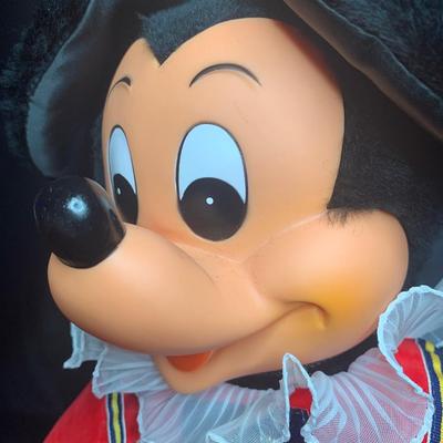 Vintage UK Young Epoch Mickey Mouse Vintage Disneyland Made In Japan 16â€