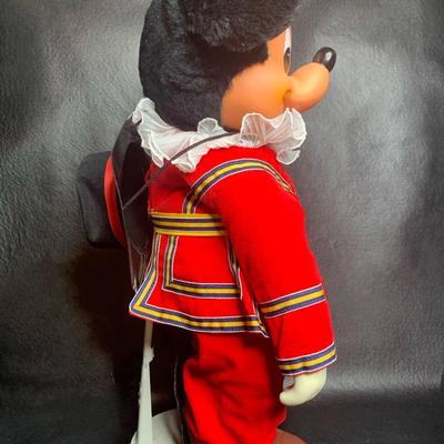 Vintage UK Young Epoch Mickey Mouse Vintage Disneyland Made In Japan 16â€