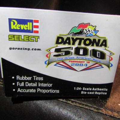 Dale Jr. 2004 Daytona 500 Budweiser #8 Die Cast Car- 1:24 Scale
