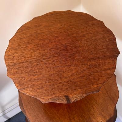 Vintage/Antique Mahogany 3 Tier Dumbwaiter Table