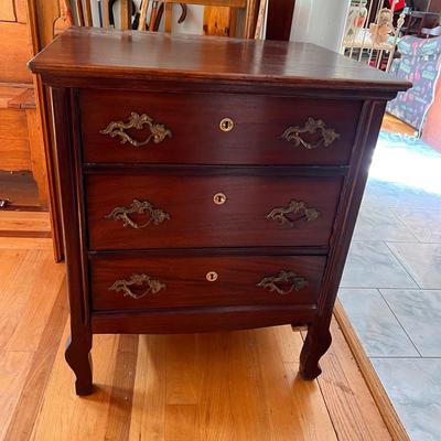 Antique 3 Drawer Dresser Vanity w Swivel Mirror