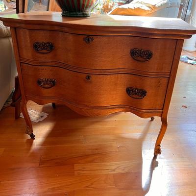 Antique Serpentine Dresser Bachelors Chest 20'X29'X36'