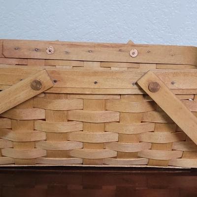 1993 Longaberger Double Handle Basket
