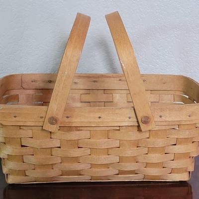 1993 Longaberger Double Handle Basket