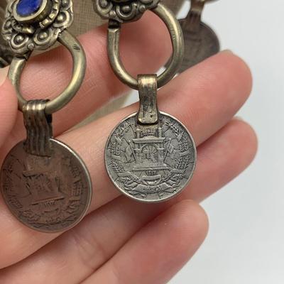 Medallion Style Necklaces from Around the World (B2-HS)