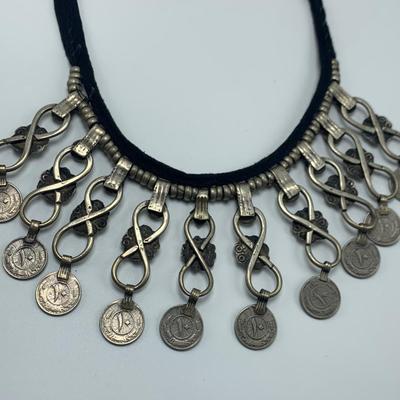 Medallion Style Necklaces from Around the World (B2-HS)