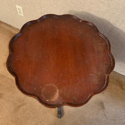 Wooden Antique Pedestal Table