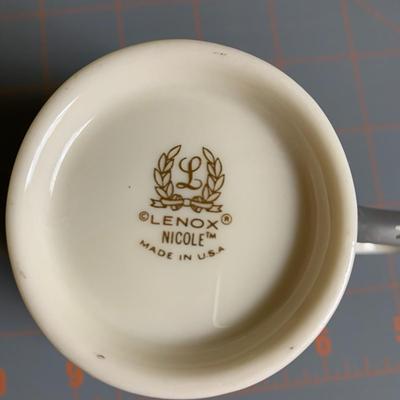 8 Lenox Nicole Cup & Saucer