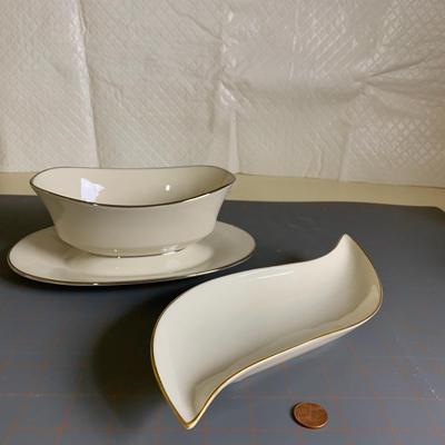 7 Piece Lenox maywood Dinner Set (Centerpiece Bowl & More)