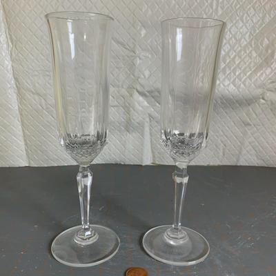 2 Crystal Champagne flutes glasses