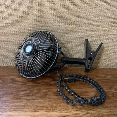 Winnower AC Electric 120V Clip-On Fan