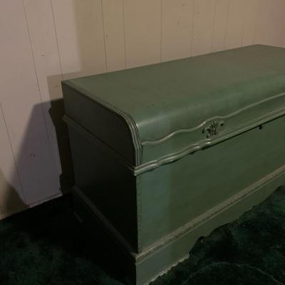 Blanket Cedar Chest Green Color