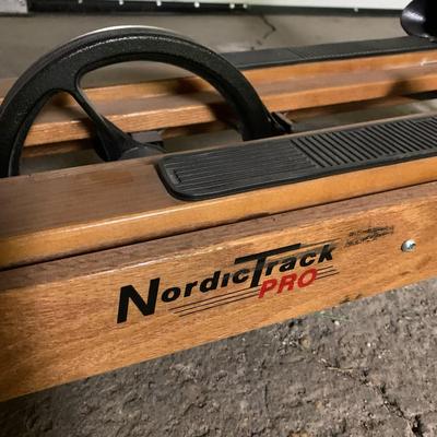 Nordic Track Pro Skier NordicTrack Ski Machine Excellent Condition