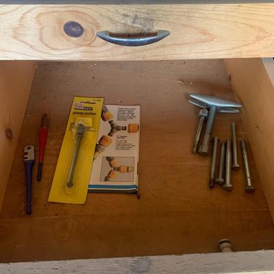 Craftsman Radial Arm Saw with Storage Cabinet with Assortment of Blades