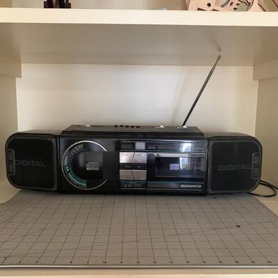 Vintage 1988 MAGNAVOX CD8880 CD Radio Cassette Recorder BoomBox