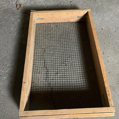 Mesh Wooden Frame/Rock Sifter