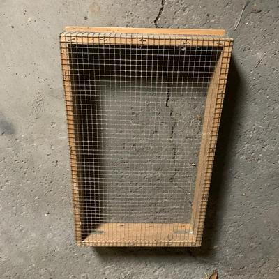 Mesh Wooden Frame/Rock Sifter