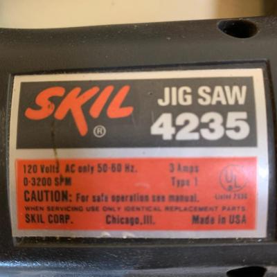 Vintage Skil Jigsaw Variable Speed  + (9 BLADES)