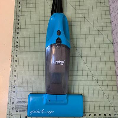 Eureka Quick Up 2in1 Stick and Hand Vac