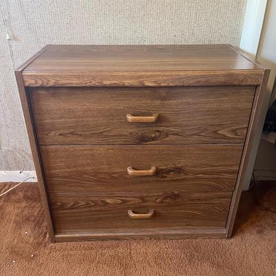 3-Drawer Walnut color Chest of Drawers/ Side table