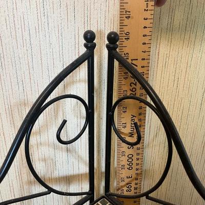 3 Stand Metal Floral Designed Rack