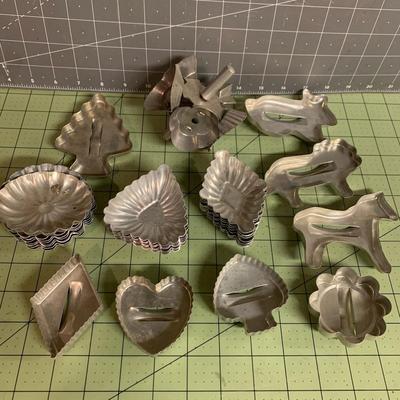 Junior Chef Food Mix Set - Metal Cookie Cutters and Tart Shell molds
