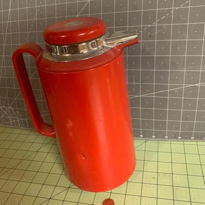 RED Thermos Pitcher
