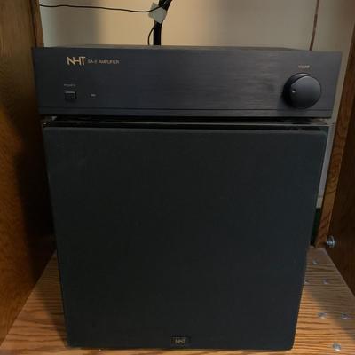 6 NHT SA-2 Amplifier Surround Sound + 6 Speakers