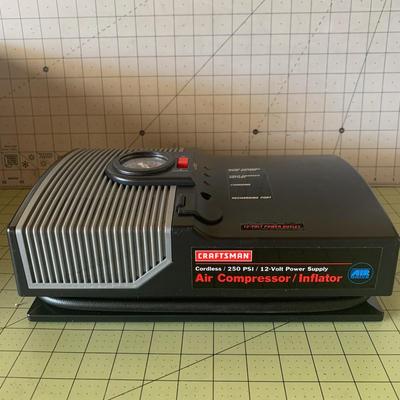 Craftsman 75116 Portable Battery Powered Air Compressor 250 PSI 12-Volt DC