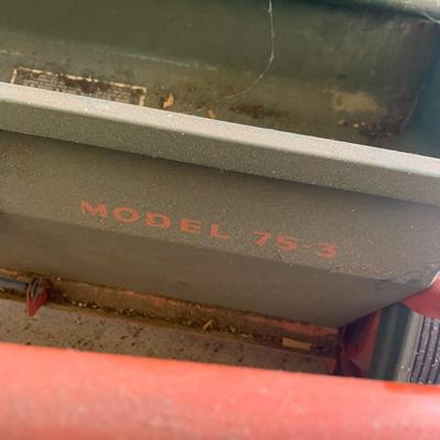 Scotts Metal Spreader