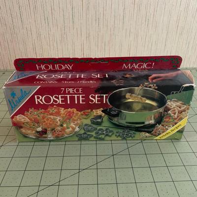 Holiday Magic Rosette set (7 Pieces