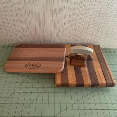 Wood cutting boards & knife