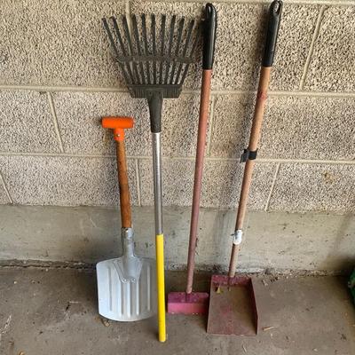 4 Garden Tools