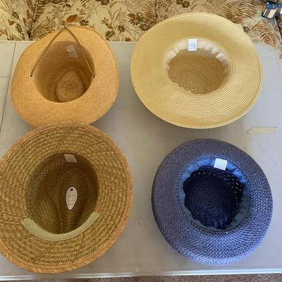 4 Straw Sun Hats