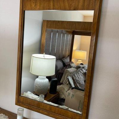 POSTER BED WITH DRESSER AND NIGHT STANDS