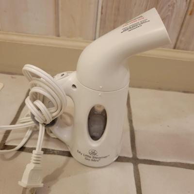 Rowenta Iron, Laundry Rack and Laundry Accessories (L-DW)