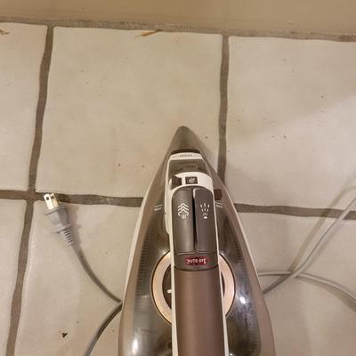 Rowenta Iron, Laundry Rack and Laundry Accessories (L-DW)