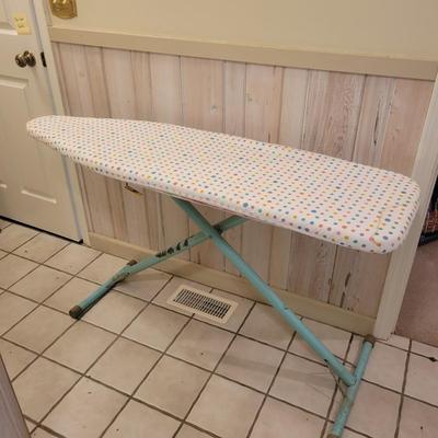 Rowenta Iron, Laundry Rack and Laundry Accessories (L-DW)