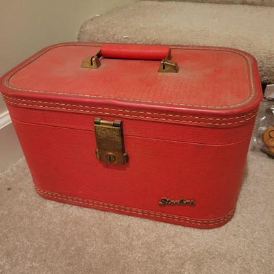 Hot Glue Guns, Craft Paint and Other Art Accessories (O-DW)