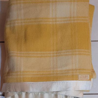 Vintage Wool Plaid PENDLETON Blanket