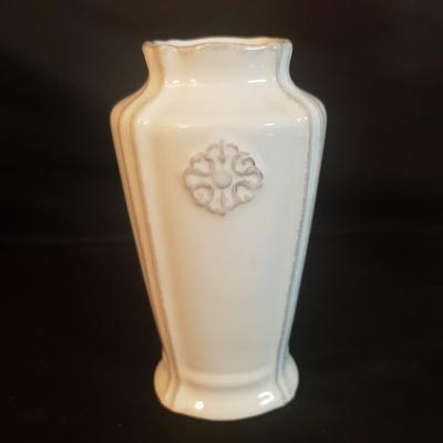 Kate Spade Crystal Vase, Vases, Frogs and More (GR-KD)