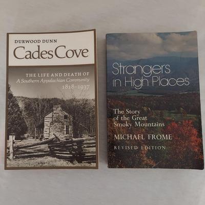 Appalachian Books and Folk Art Saw (GR-BBL)